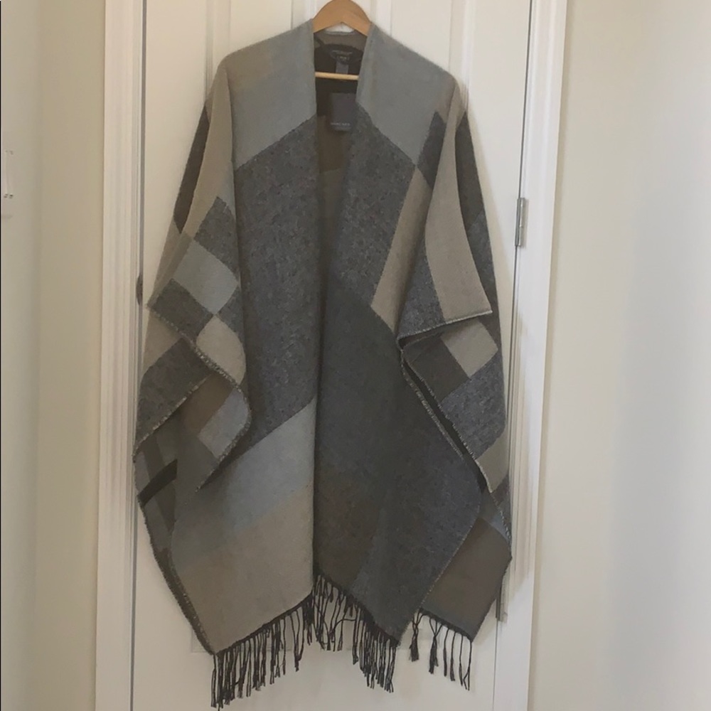 ANDREW MARK PONCHO ONE SIZE